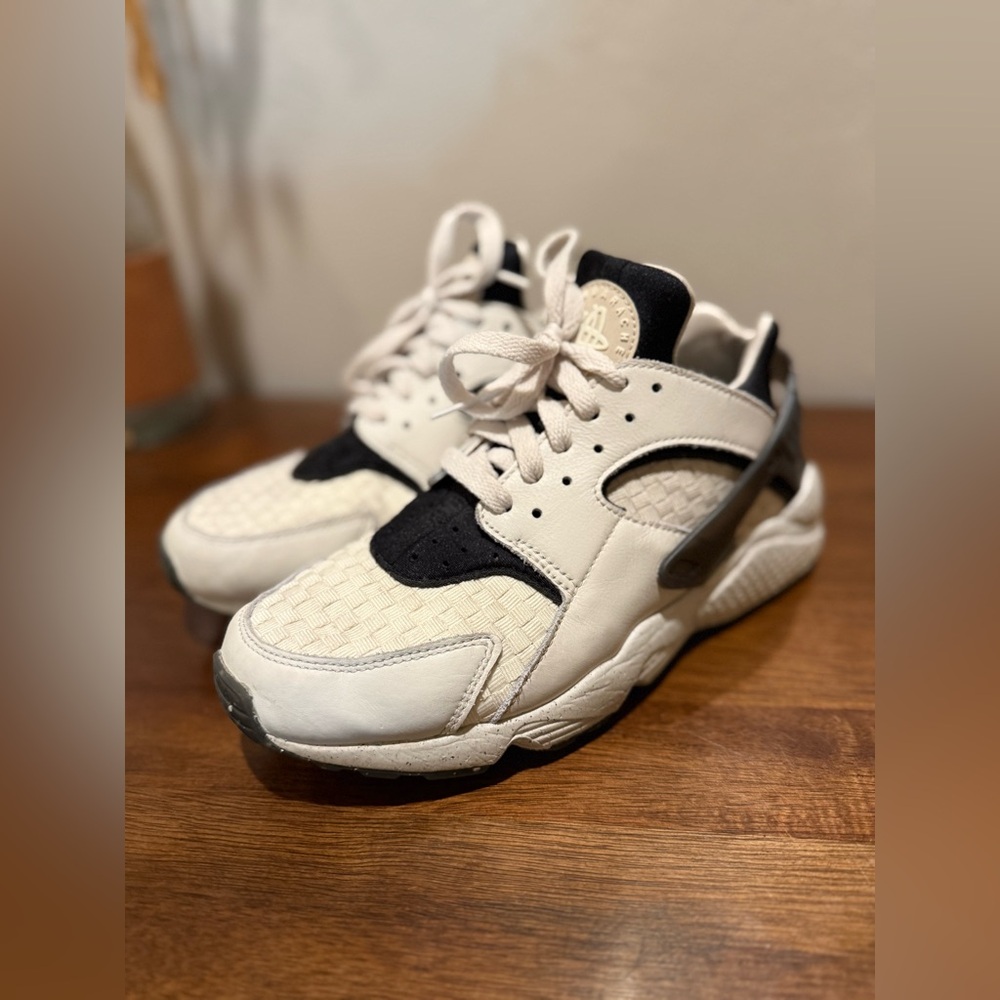 Women’s Nike Huarache